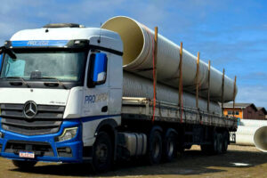 acque_transporte_Tubos-de-PVC-BRLoc_02